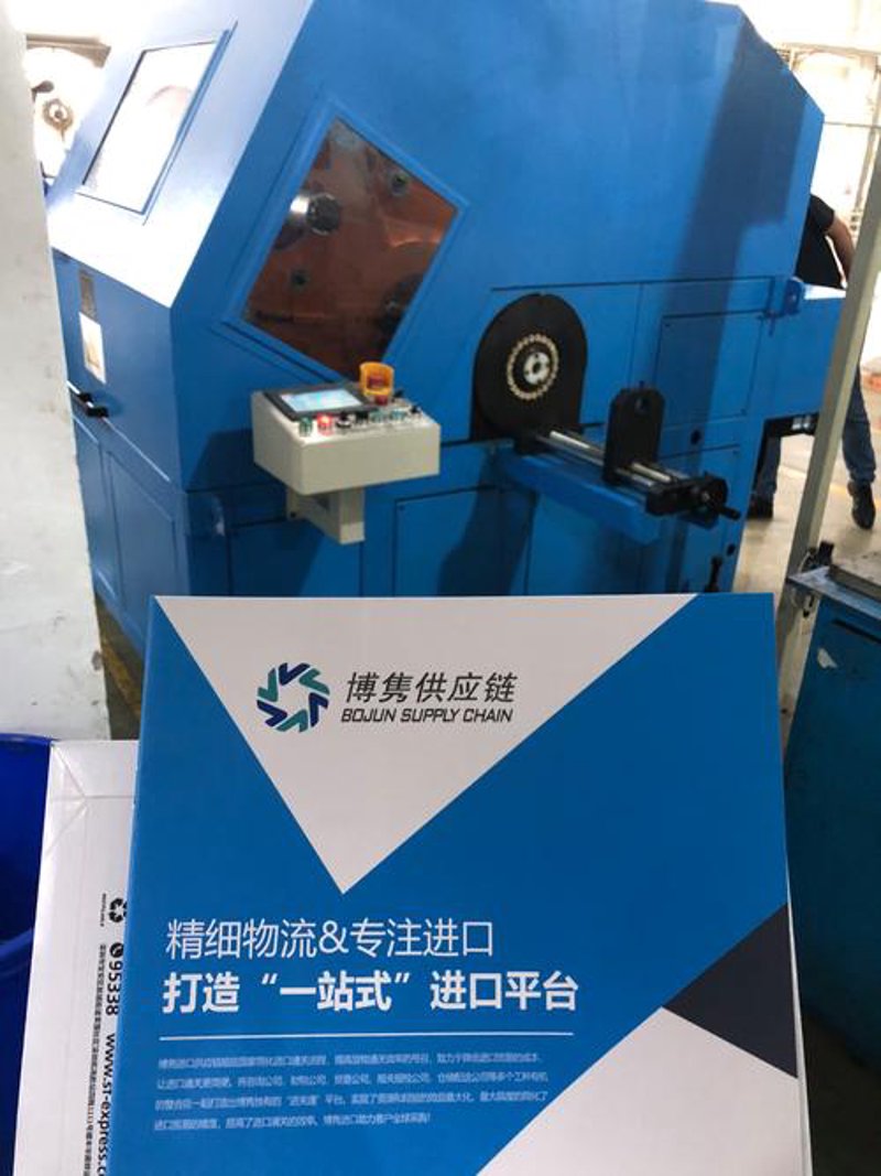 在智能设备和自动化系统中,传感器扮演着至关重要的角色。